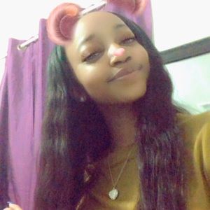 Meet your Posher, Kendra